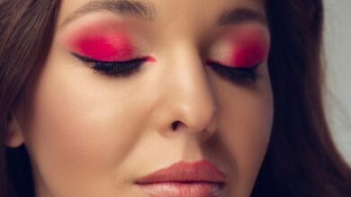 Smokey eyes Rosso: 5 prodotti per un make up occhi Total Red!