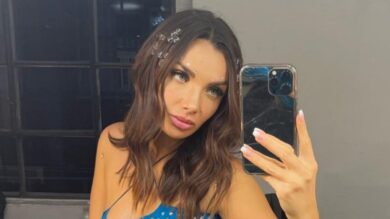 Elettra Lamborghini, regina di sensualità nel body glitterato. Fan in delirio!