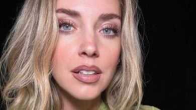 Chiara Ferragni ad Ibiza sfoggia i capi del suo Brand: l’effetto vedo non vedo è Super sexy!