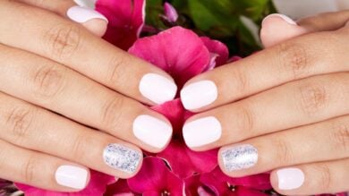 Unghie corte per l’Estate: 7 manicure pratiche e chic