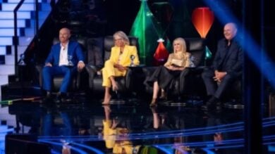 Maria De Filippi lo ha fatto davvero, si presenta così a Tu Si Que Vales (FOTO)