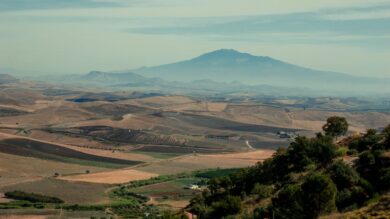 Un Tour tra le terre dei Vini dell’Etna: 3 Borghi da scoprire