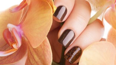 Manicure chic d’autunno, scopri quali sono e come realizzarle…