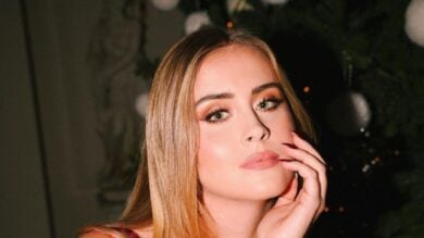 Valentina Ferragni indossa Prada e fa centro, gli Accessori glamour si fanno notare