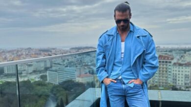 Can Yaman a Lisbona con il Look total Denim, che schianto! (FOTO)