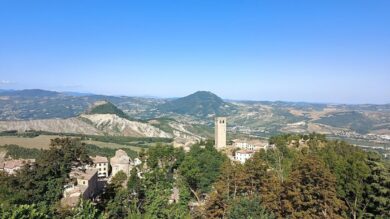 Un castello e tante leggende, questo borgo dell’Emilia Romagna è una vera scoperta