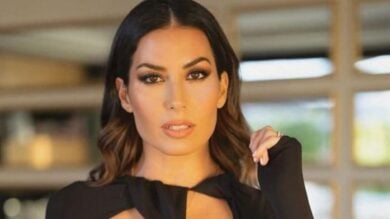 Elisabetta Gregoraci, bellissima in bianco per la giornata con il figlio Nathan Falco