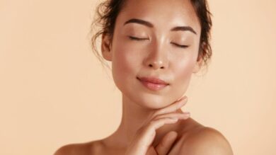 Che cos’è il dewy blush, la tecnica make up un passo oltre il glow