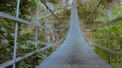 In questo borgo umbro è stato realizzato il ponte tibetano più grande d’Europa