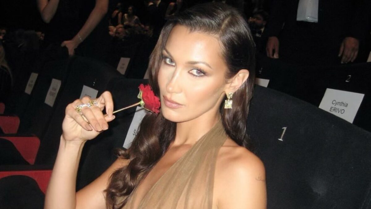 Cannes 2024, il nude look di Bella Hadid sul red carpet è da urlo!