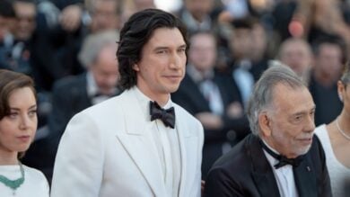 Cannes 2024, Adam Driver replica il Look in bianco con una nota dolente…