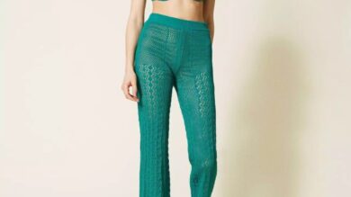 Per un look chic e alla moda punta sui Pantaloni Crochet