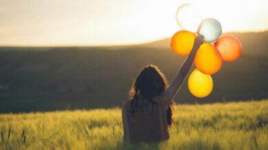 Che Profumo ha la felicità: le fragranze del buonumore da indossare ora!