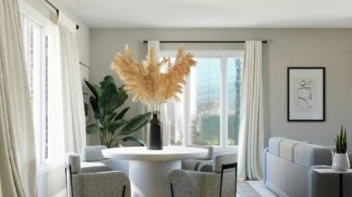 Come far sembrare il soffitto del tuo soggiorno più alto: i trucchi dagli interior designer