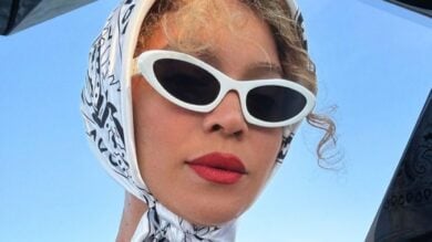 Beyoncé, look retrò per la gita in barca con Jay-Z (FOTO)