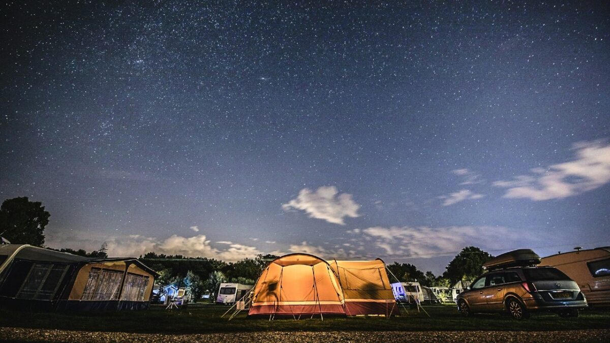 Gli Hotel, i resort e le sistemazioni più bizzarre per dormire sotto le stelle questa estate…