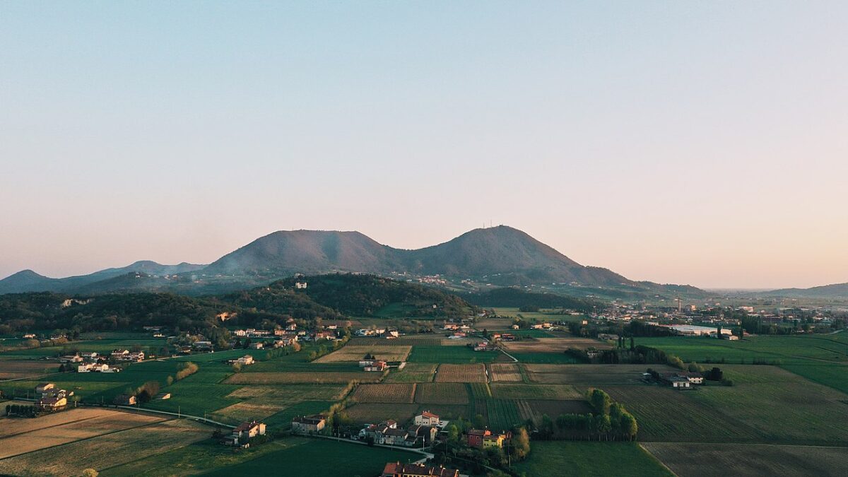 Weekend in Veneto: 5 Borghi sui Colli Euganei per un fine settimana indimenticabile
