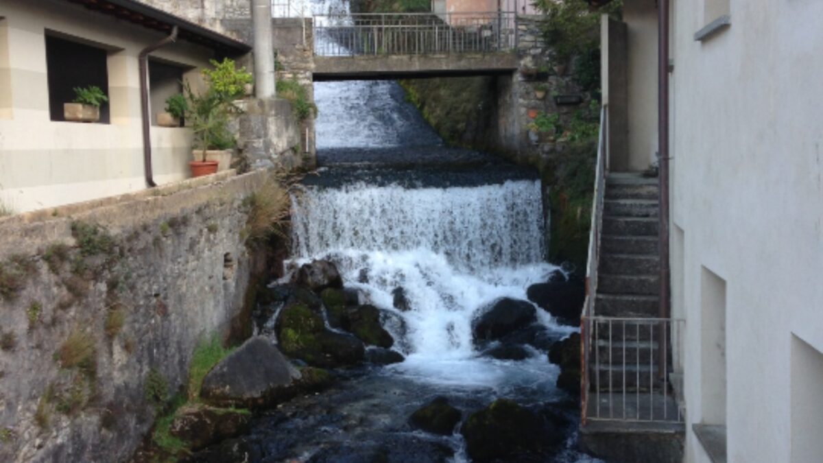 Un piccolo affascinante Borgo lombardo immerso nella natura e avvolto nella leggenda…