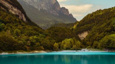 E’ in Trentino il borgo più amato dagli artisti, un vero museo a cielo aperto!