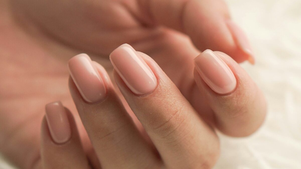 Ecco perché Base e Top Coat sono fondamentali per una perfetta Manicure…