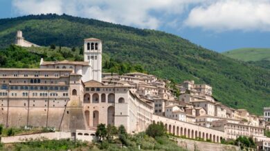 In questo borgo umbro ci si ricarica davvero, sia nel corpo che nella mente…