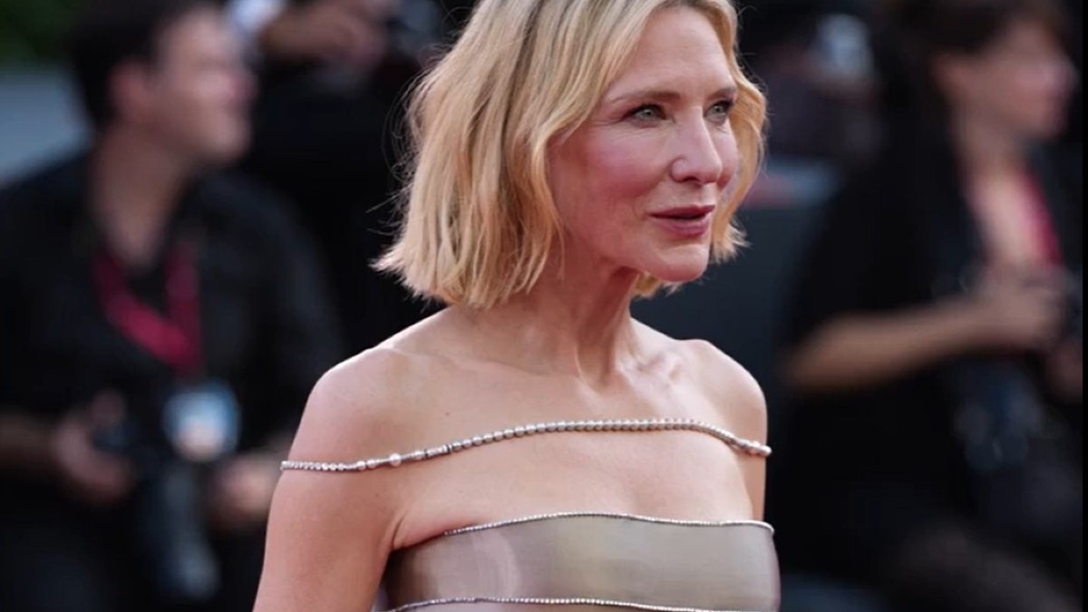 Da Cannes a Venezia 2024, Cate Blanchett non rinuncia alle Perle e le indossa così…