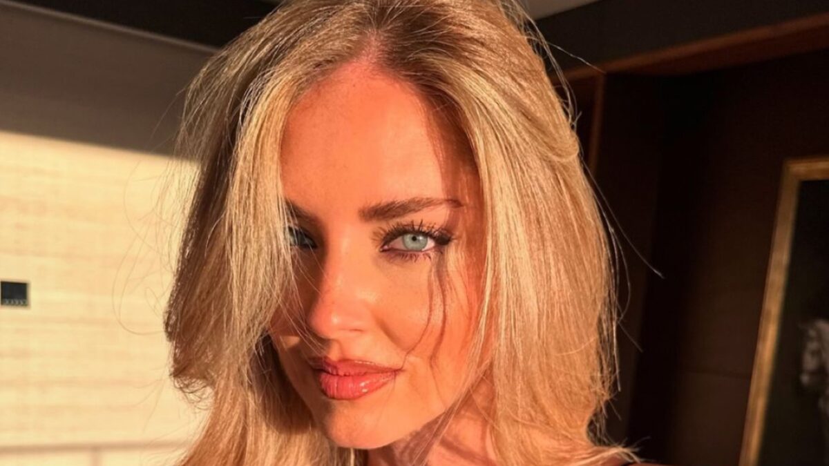 Chiara Ferragni che stile: Faux Freckles e look super hot, guarda