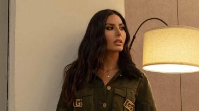 Elisabetta Gregoraci, il Look verde militare è super glamour: è questo il colore del momento!