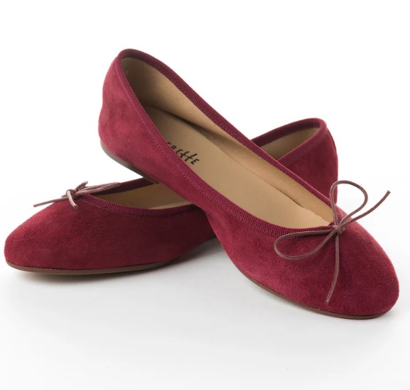 Qui le Scarpe bordeaux per dare colore ai look autunnali