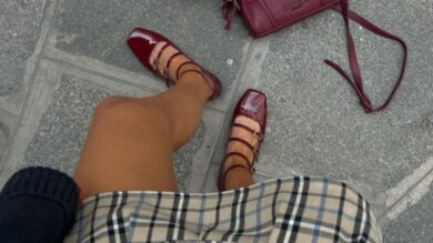 Qui le Scarpe bordeaux per dare colore ai look autunnali