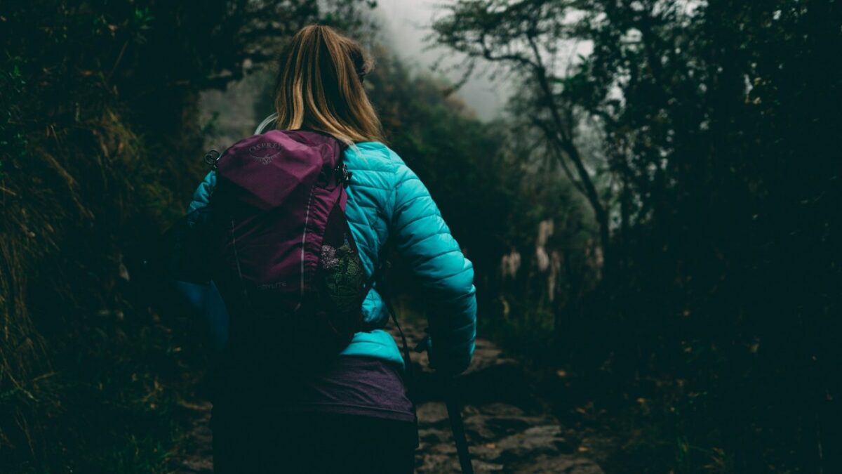 Trekking in autunno: ecco i migliori itinerari in natura vicino a splendidi borghi italiani