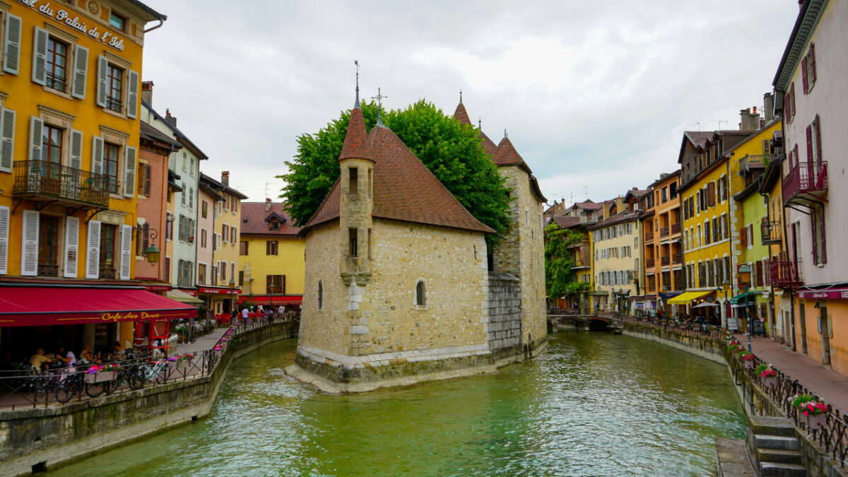 Questa città della Francia è uno dei luoghi più romantici di sempre (e non è Parigi)!