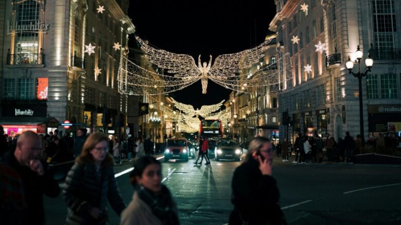 Natale a Londra: addobbi, mercatini, parchi e luoghi da non perdere nella capitale d’Inghilterra…