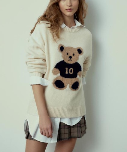 Questo Maglione di Stradivarius è la cosa più cute che troverete in circolazione!