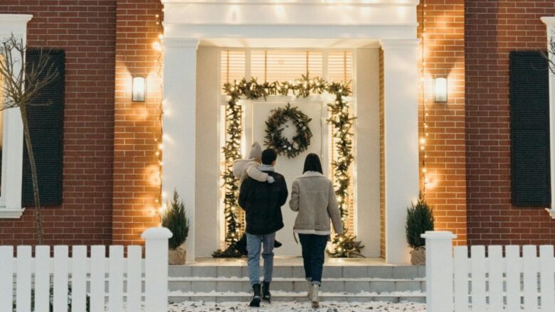 Come decorare la porta d’ingresso di Casa per Natale: 6 idee Fai da Te assolutamente originali