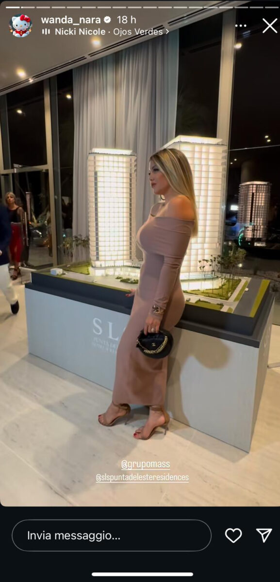 Wanda Nara, abito lungo a fascia e spalle scoperte: il Look da copiare subito!