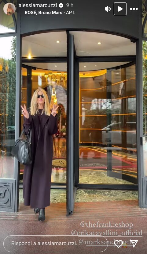 Il maxi cappotto di Alessia Marcuzzi è il must have di stagione: da comprare subito!