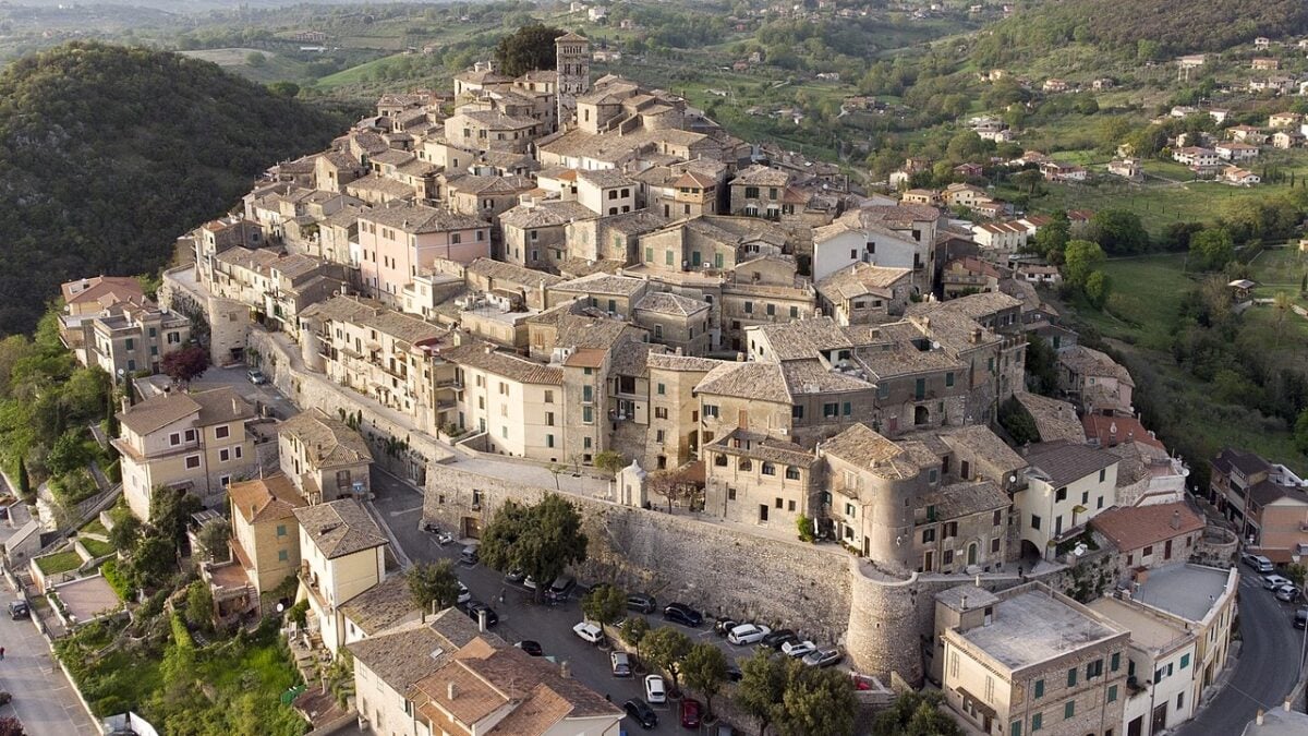 È il borgo più antico d’Italia e viene citato perfino nell’Eneide, pronti a scoprirlo?