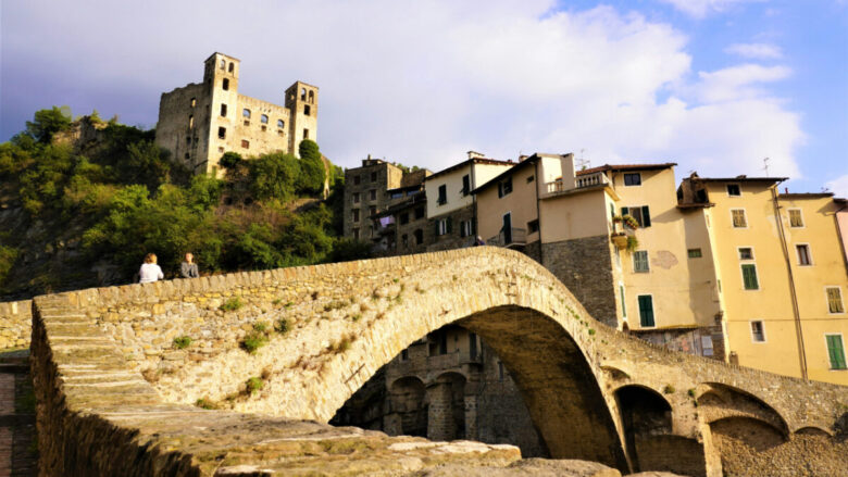 I borghi della Riviera di Ponente da visitare nei giorni del Festival di Sanremo 2025