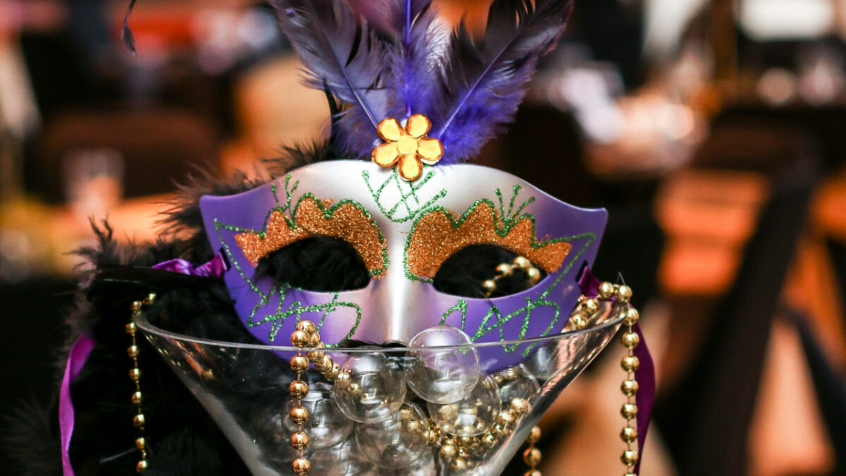 I borghi Bandiera Arancione dove trascorrere un Carnevale indimenticabile