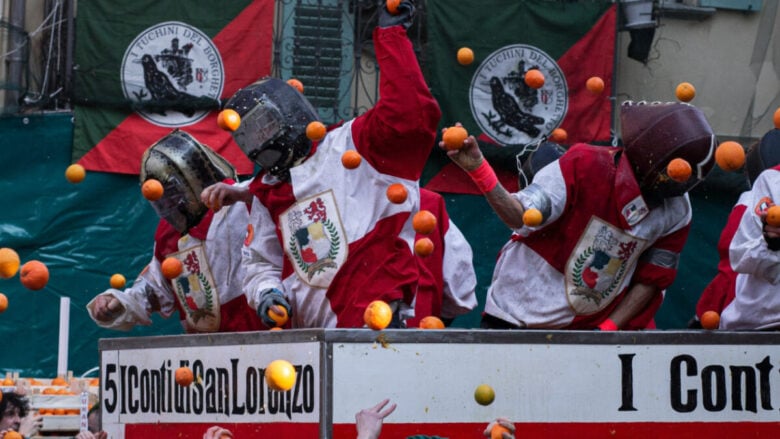 Carnevale di Ivrea 2025, il programma e gli appuntamenti imperdibili