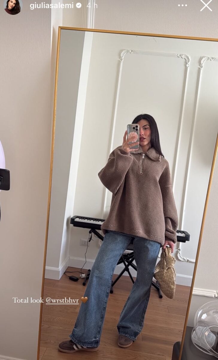 Giulia Salemi sceglie il Look comfy senza rinunciare allo stile!