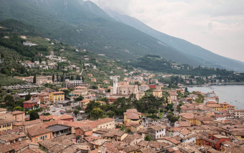 La perla del Garda, uno splendido Borgo tra acqua, terra e cielo