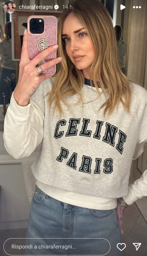 Chiara Ferragni continua a dettare legge in fatto di moda con il layering ‘felpa+felpa’ FOTO