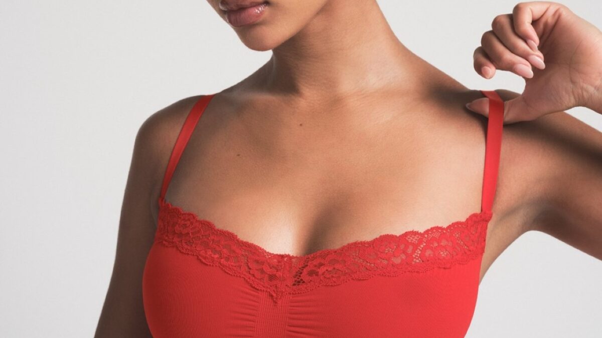 Impossibile resistere alla cuteness dell’intimo SKIMS per San Valentino