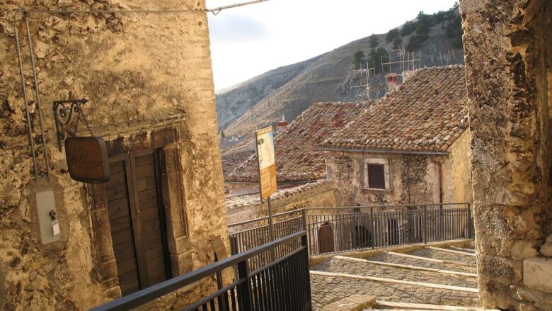 Un piccolo Borgo nel cuore dell’Abruzzo in cui tempo sembra davvero essersi fermato