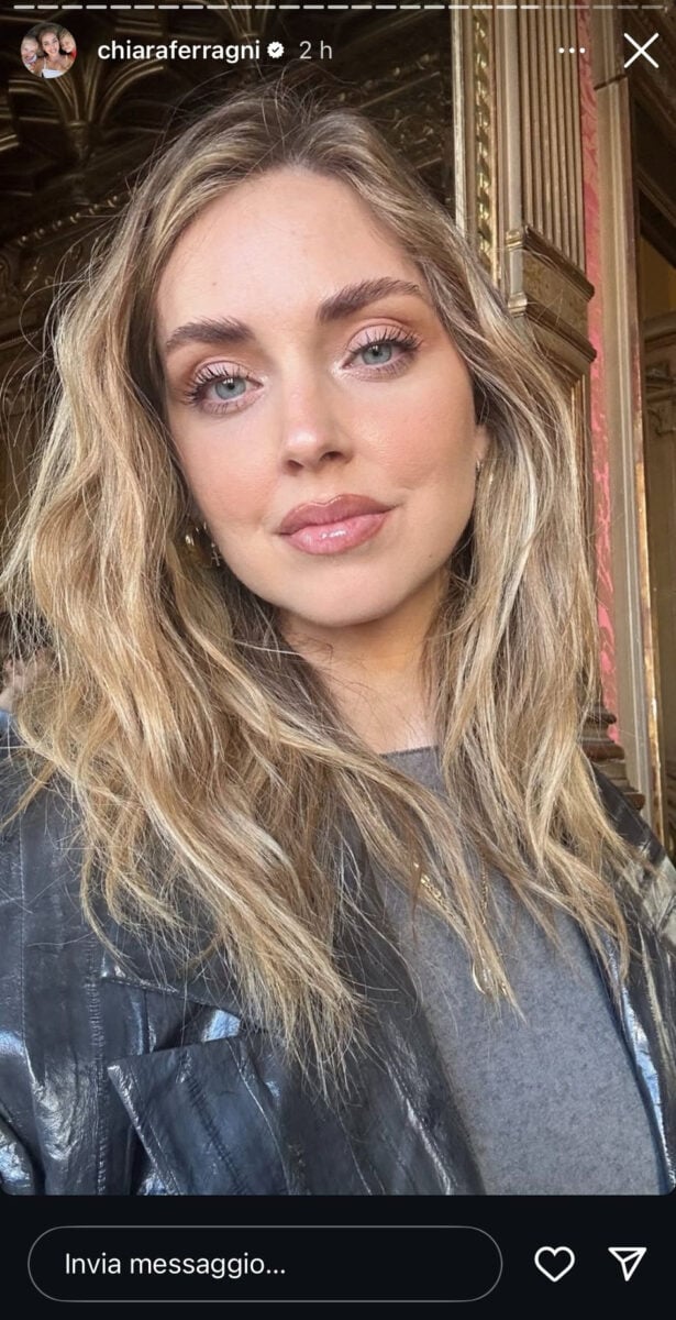 Chiara Ferragni sceglie un make up ‘nude glow’ per la Paris Fashion Week!