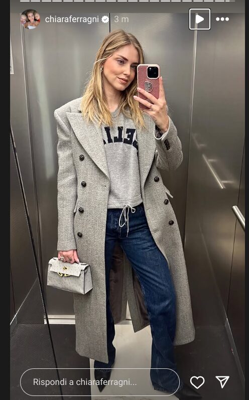 Chiara Ferragni, maxi cappotto e felpa: la combo perfetta per look casual&chic!